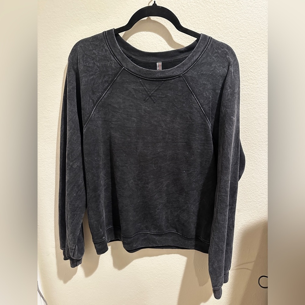 Black Long Sleeve Sweatshirt
